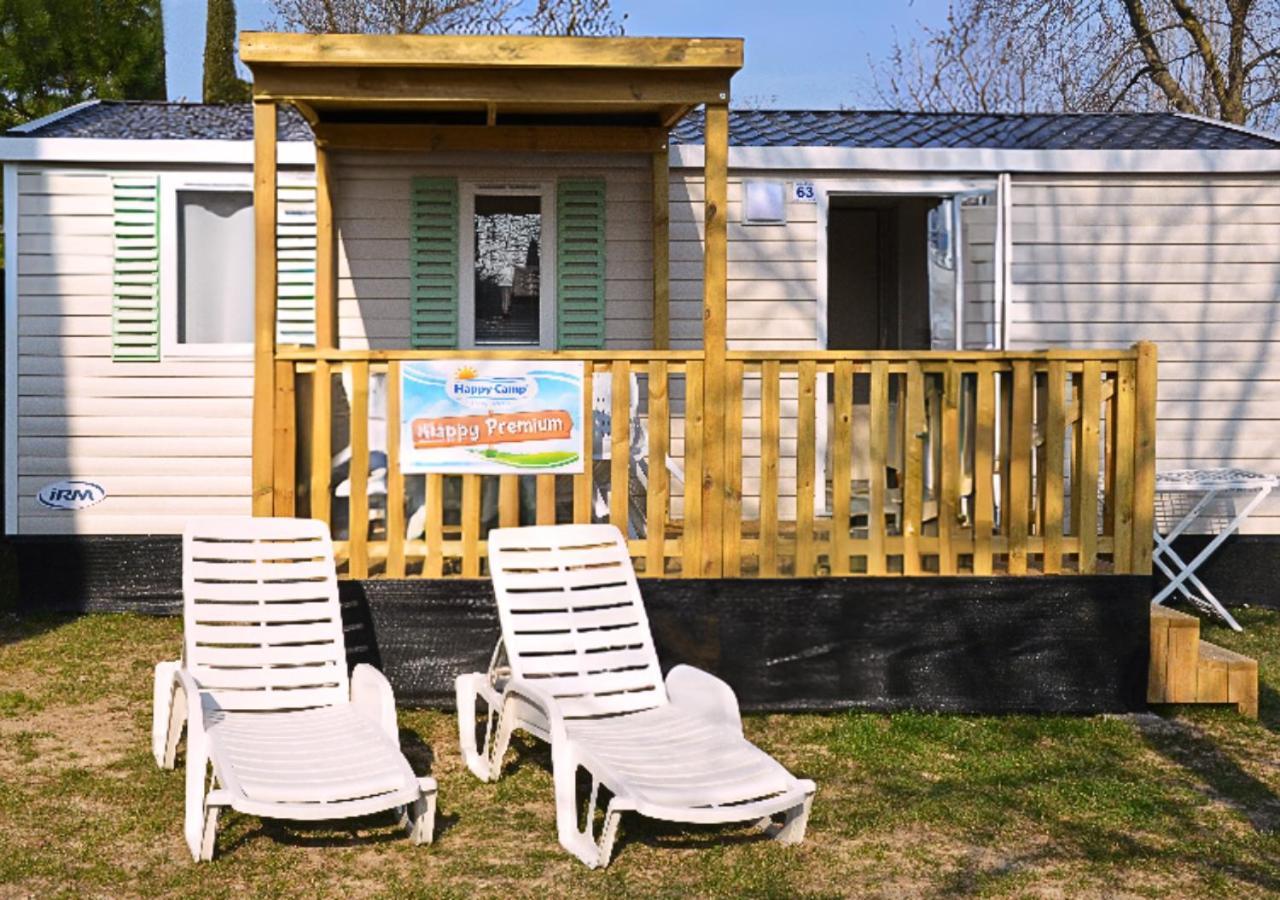 Happy Camp Mobile Homes In Butterfly Camping Village 페스키에라델가르다 외부 사진